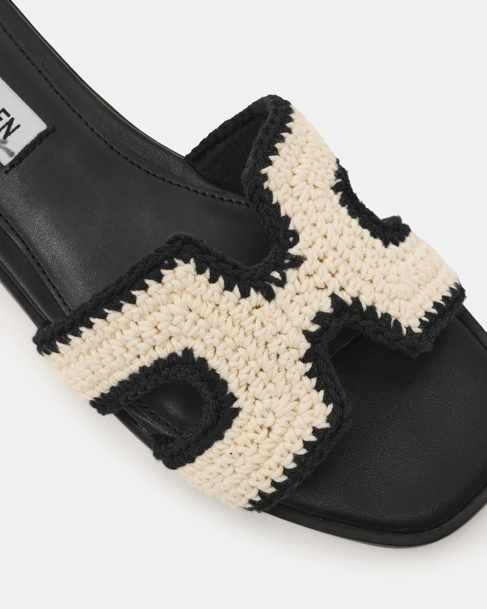 Hadyn-Cnw Women Black Flat Sandals - Image 5