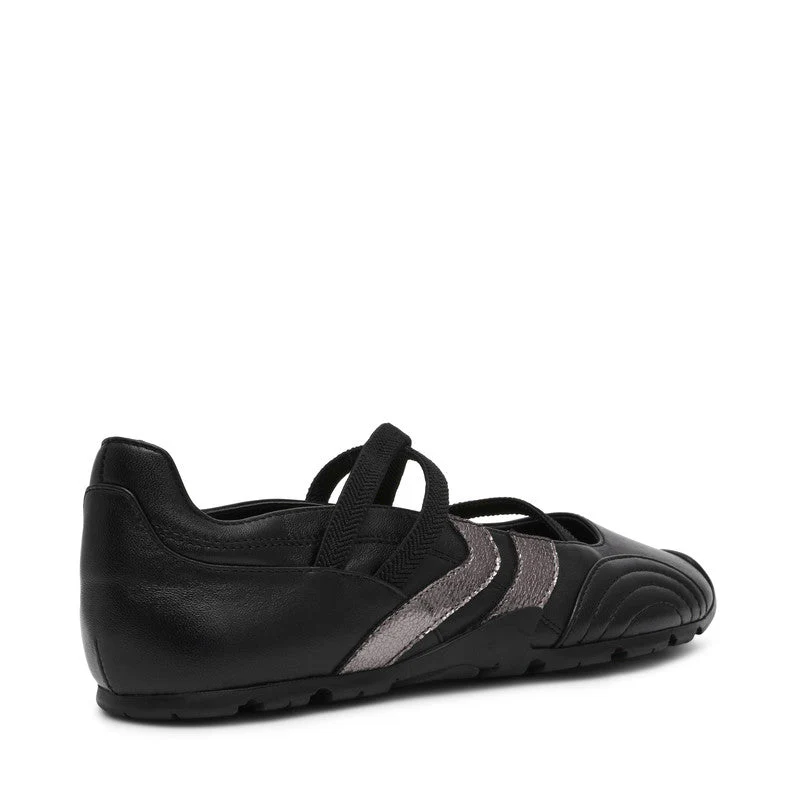 Joisie Black Women's Low Top Sneakers - Image 2