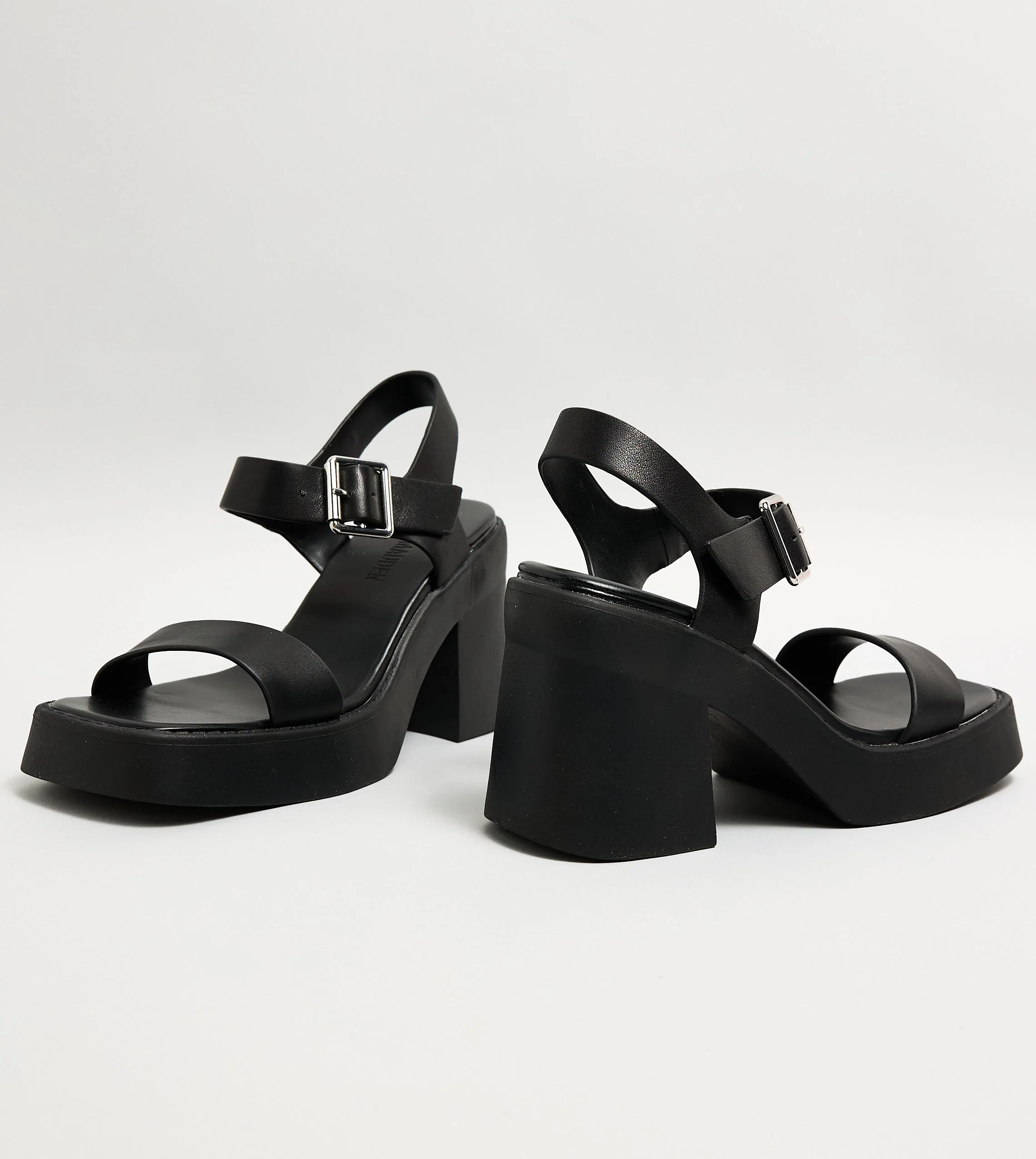 Kandra Women's Black Heels - Image 5