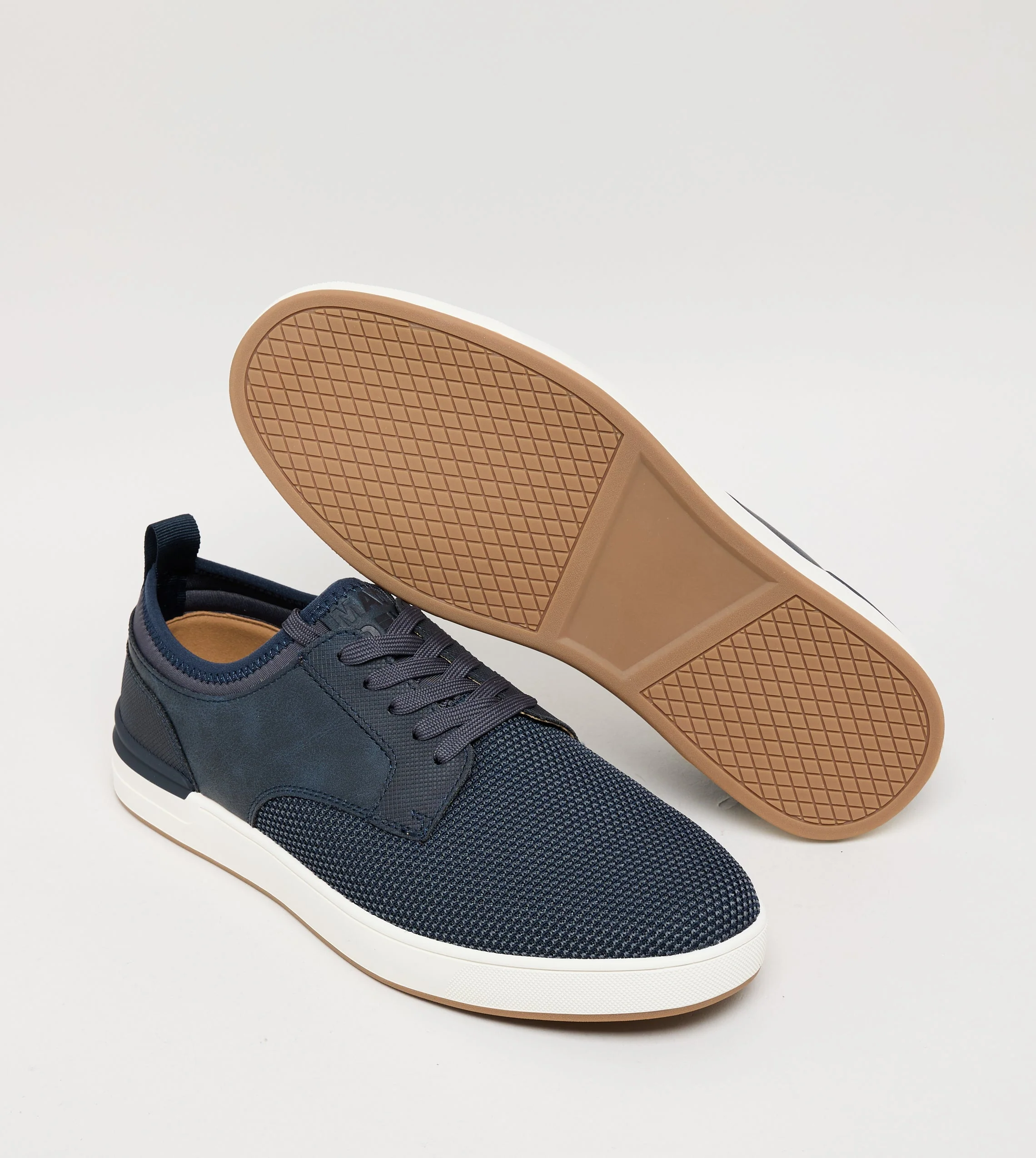 MDOLLEN NAVY Sneakers - Image 4