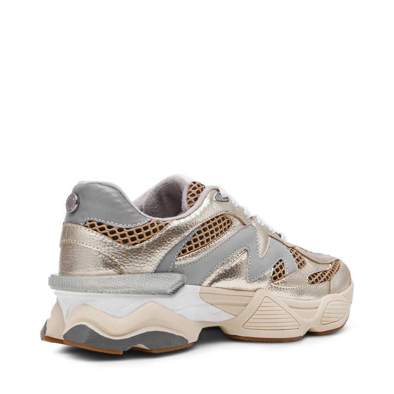 Speeder Gold Women's Sneakers - Image 2