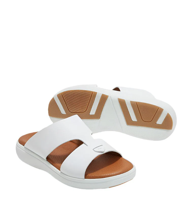 Riyal Men's White Arabic Sandals - Image 3