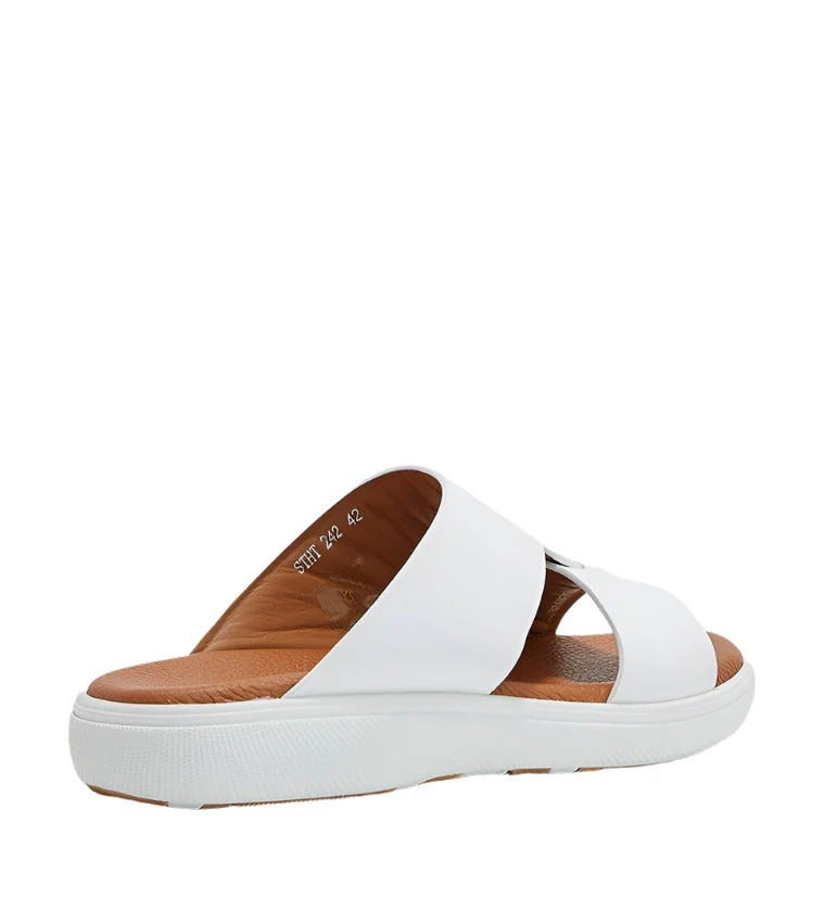 Riyal Men's White Arabic Sandals - Image 4